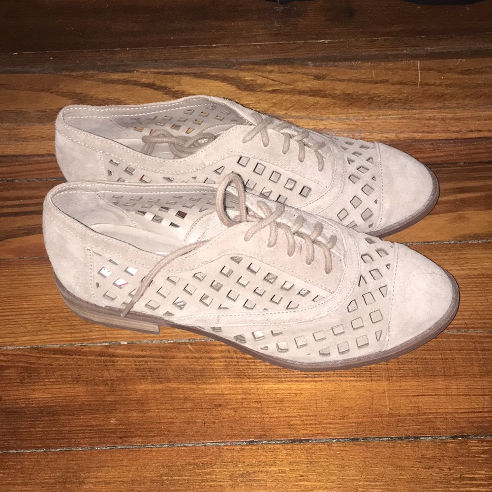 Brand New Jessica Simpson Size 6 Oxfords